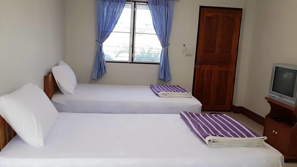 Golden Palm Resort Chiang Mai Extérieur photo